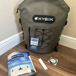 KYSEK | TREKKER™ LT Backpack Ice Chest Cooler